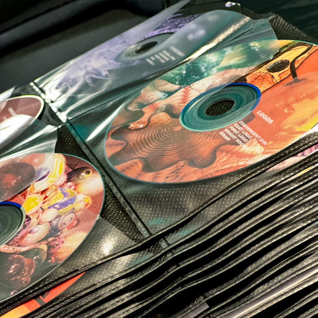 CDs Rectangle 827